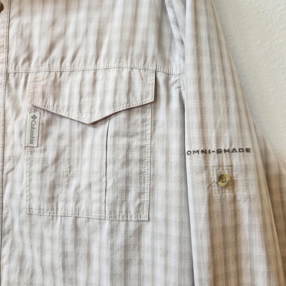 COLUMBIA Men's Long Sleeve Omni Shade Lightweight Plaid Button Up Shirt - Picture 3 of 9